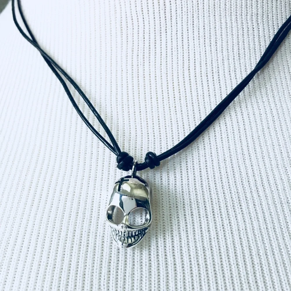 Sterling‎ silver Halloween skull cross necklace